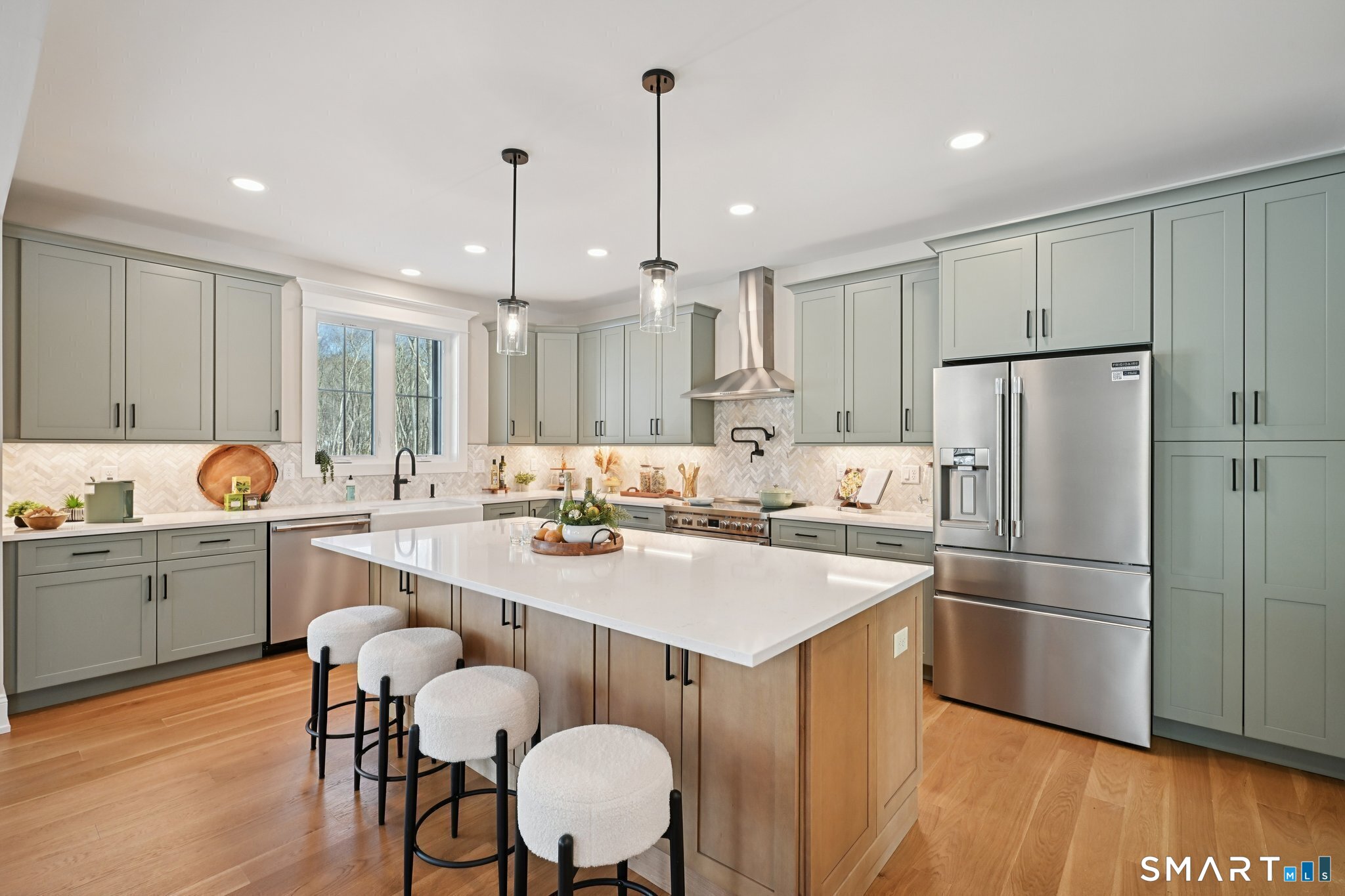 1 Twin Valley Road East Lyme CT 06333