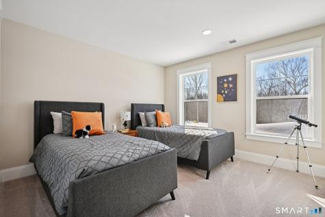 1 Twin Valley Road East Lyme CT 06333