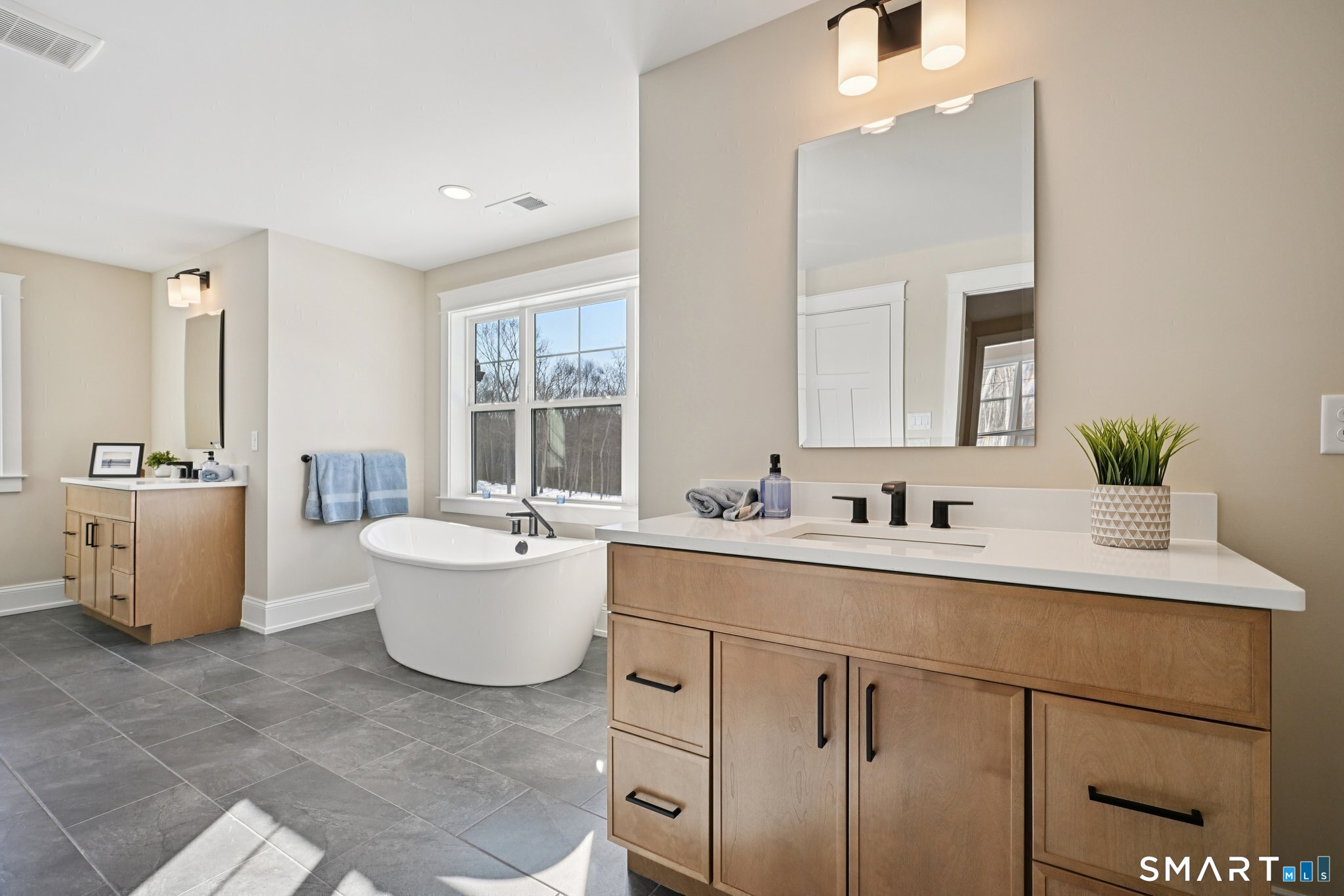 1 Twin Valley Road East Lyme CT 06333