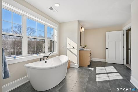 1 Twin Valley Road East Lyme CT 06333