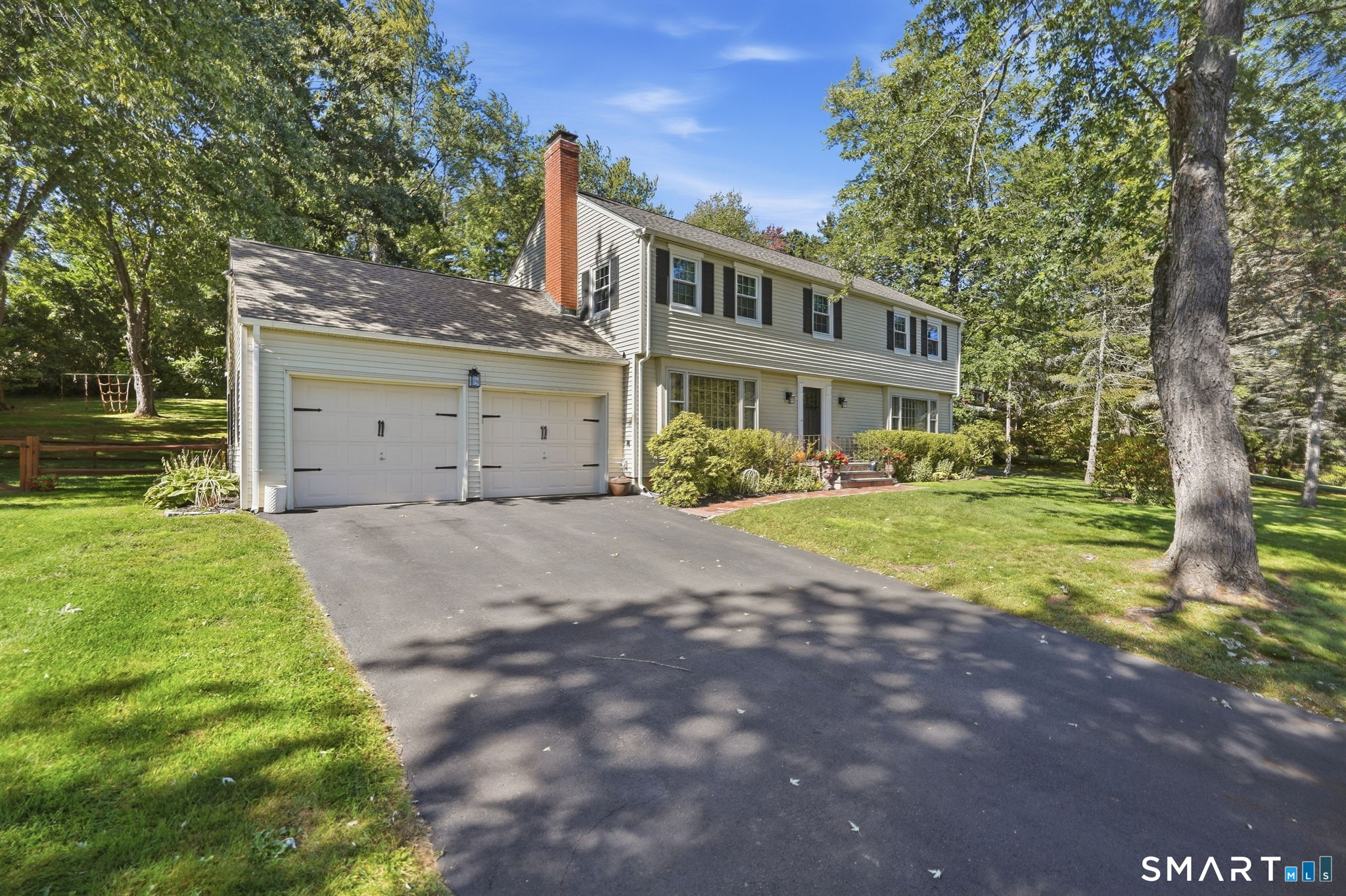 5 Dominique Lane Simsbury CT 06070