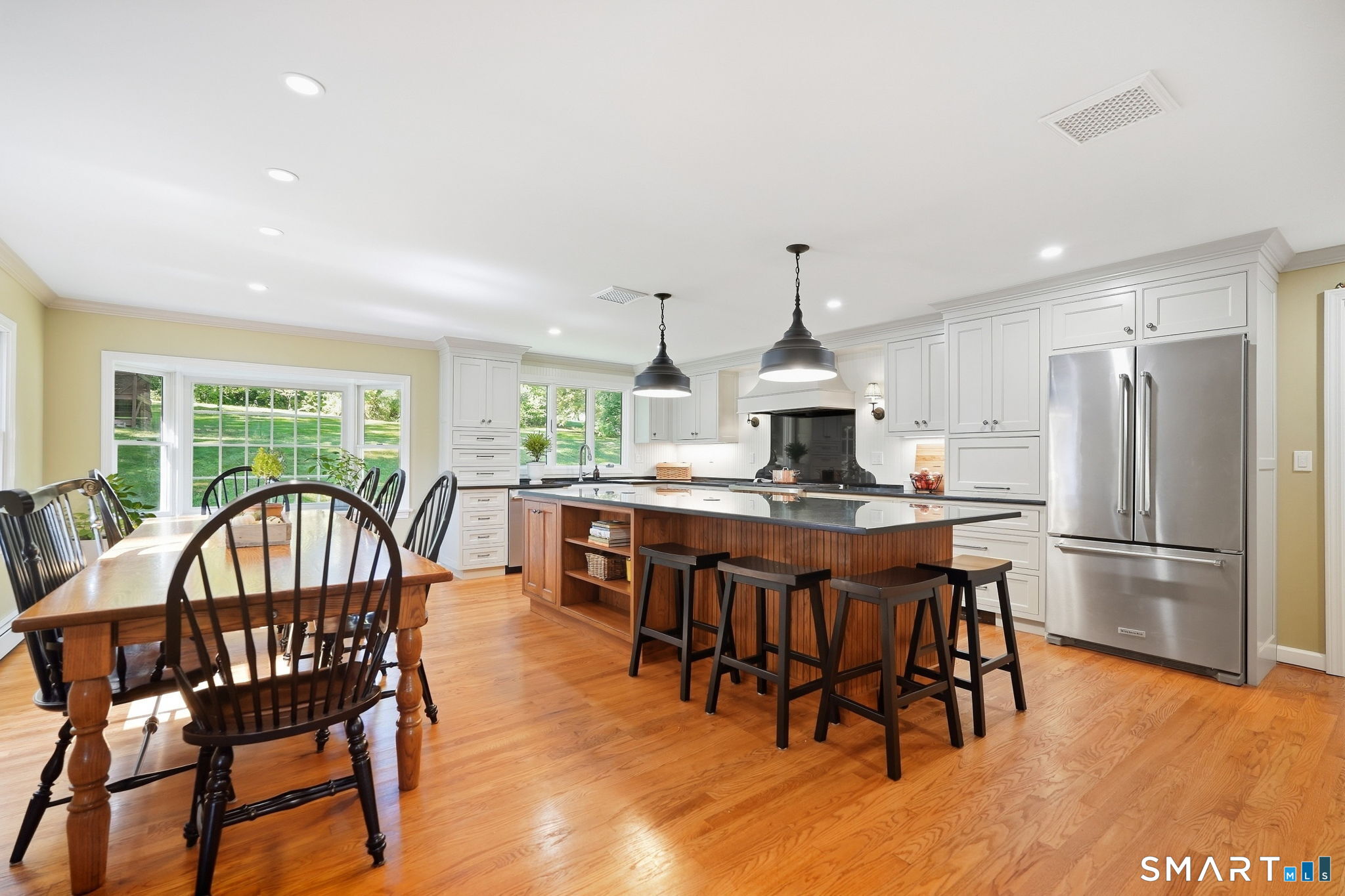 5 Dominique Lane Simsbury CT 06070
