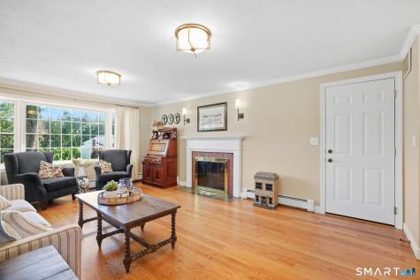 5 Dominique Lane Simsbury CT 06070