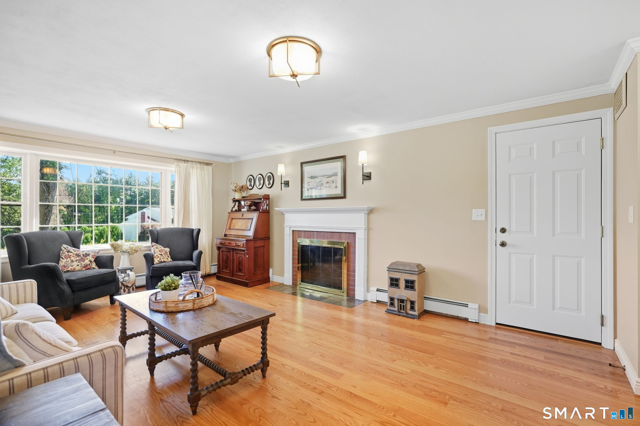 5 Dominique Lane Simsbury CT 06070