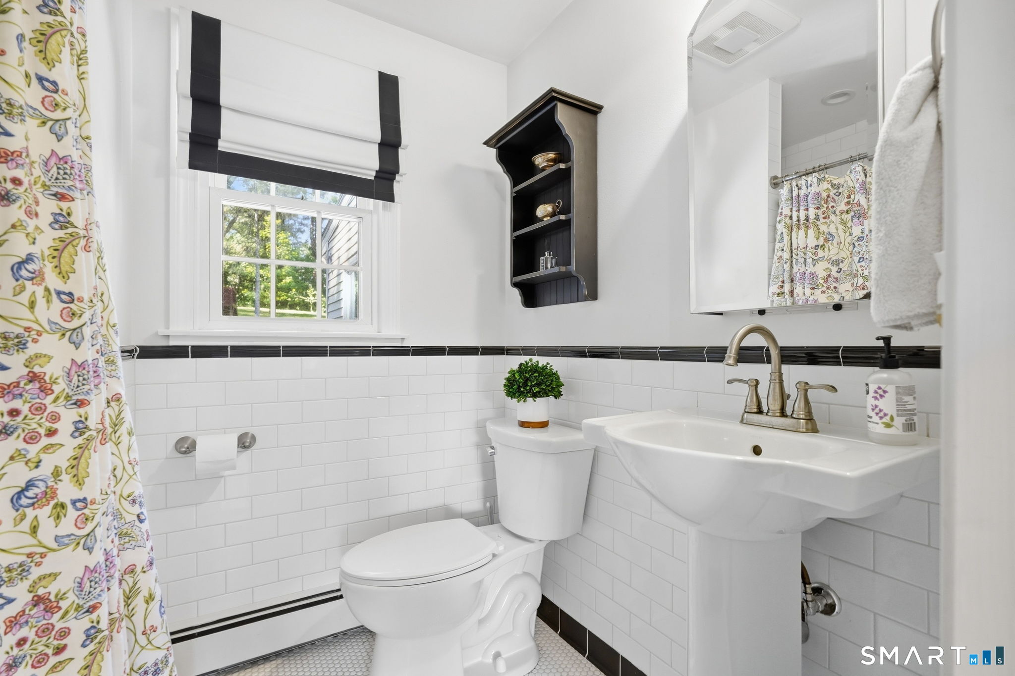 5 Dominique Lane Simsbury CT 06070