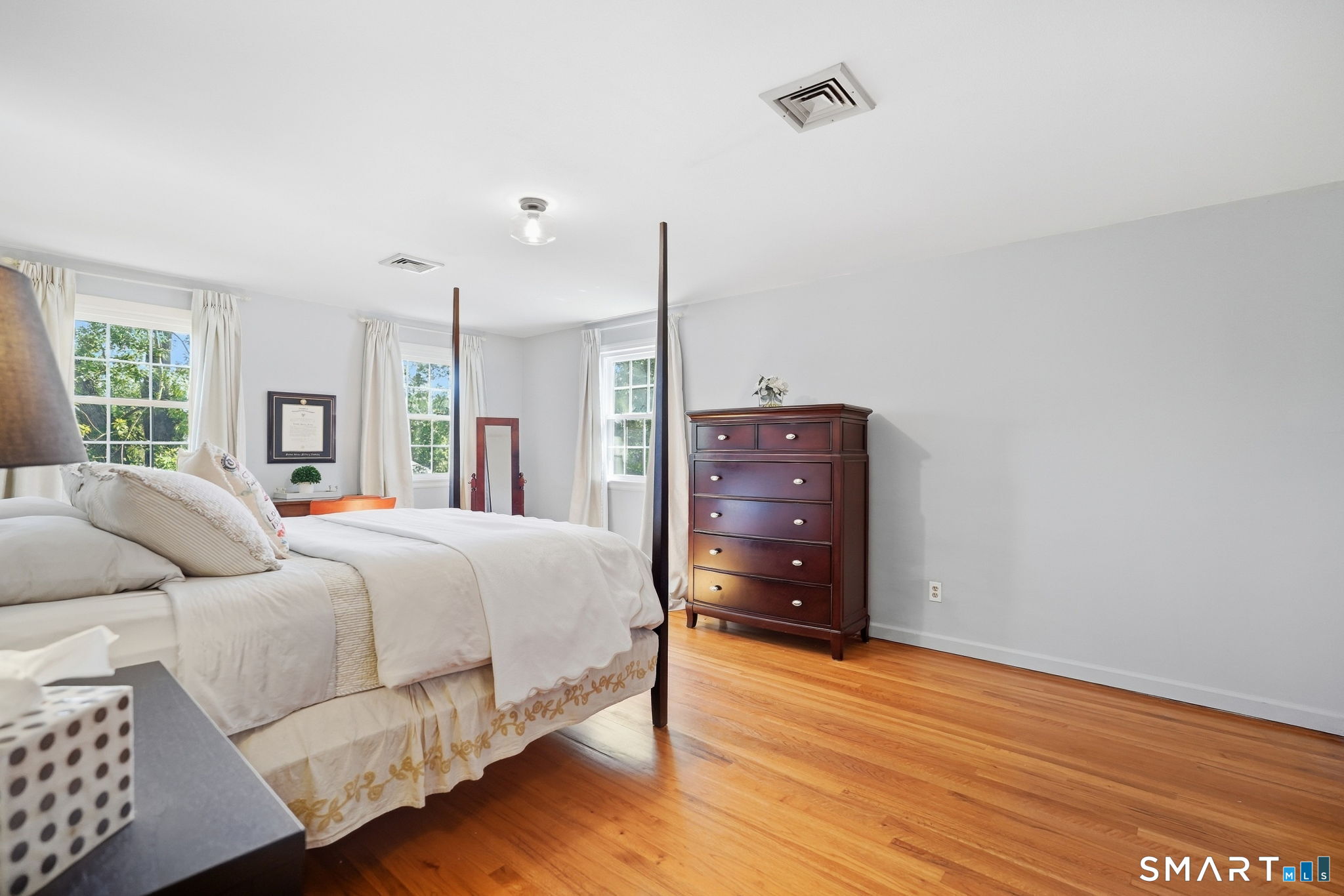 5 Dominique Lane Simsbury CT 06070