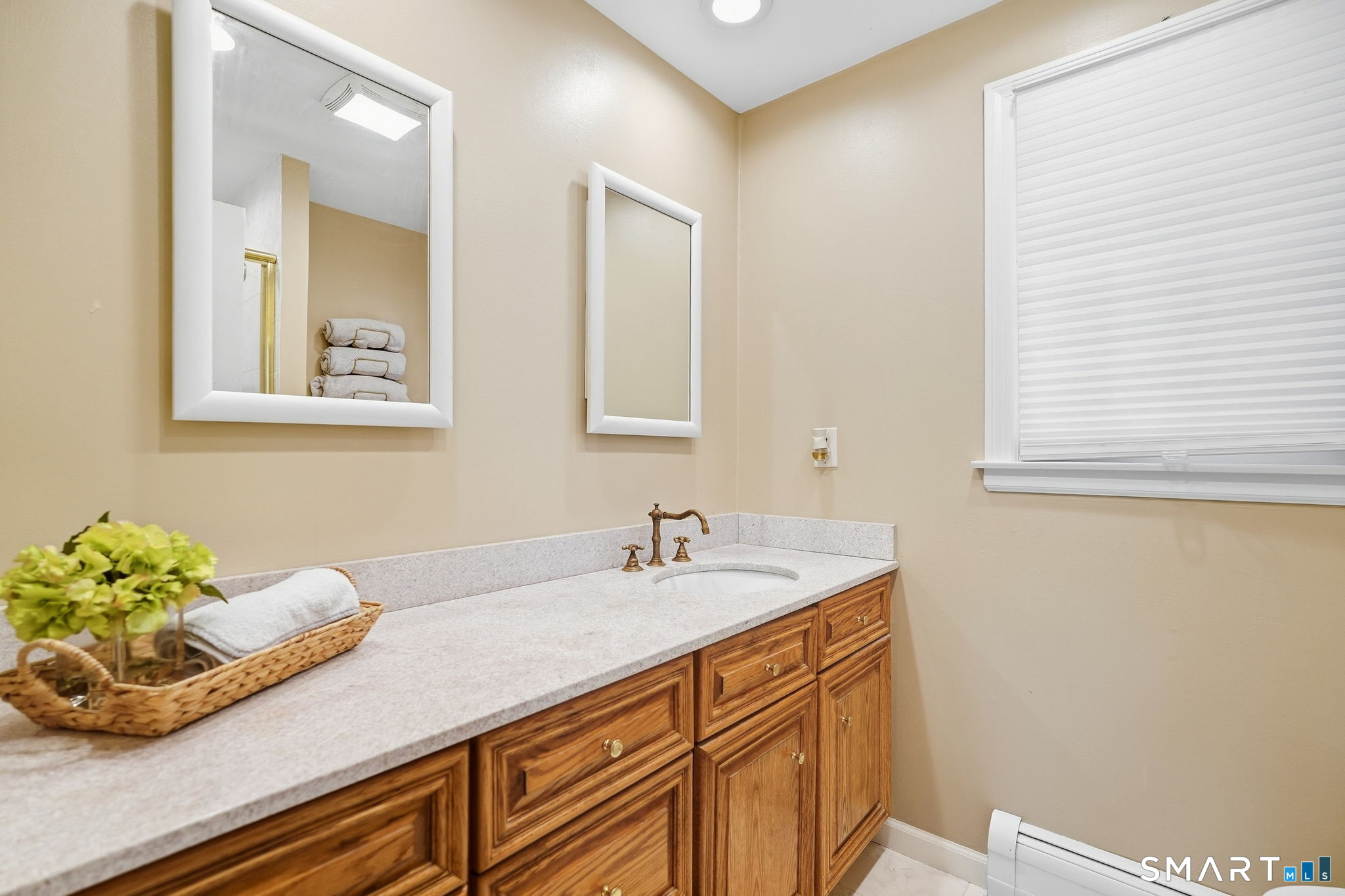 5 Dominique Lane Simsbury CT 06070