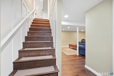 5 Dominique Lane Simsbury CT 06070