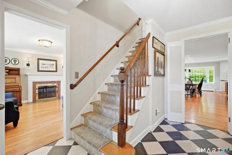 5 Dominique Lane Simsbury CT 06070