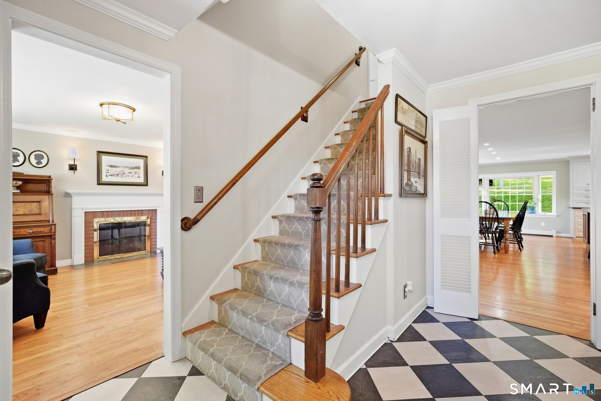 5 Dominique Lane Simsbury CT 06070