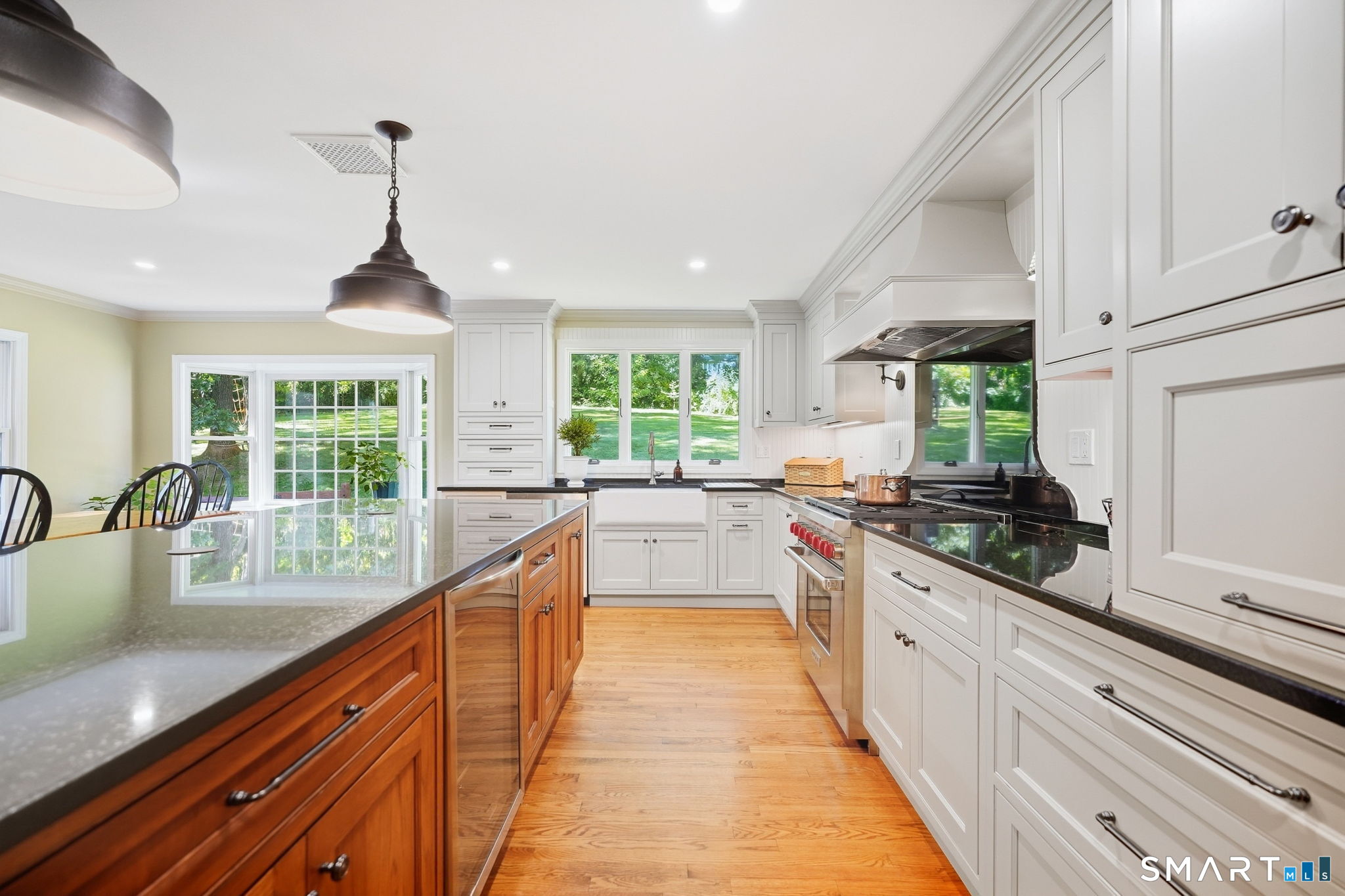 5 Dominique Lane Simsbury CT 06070