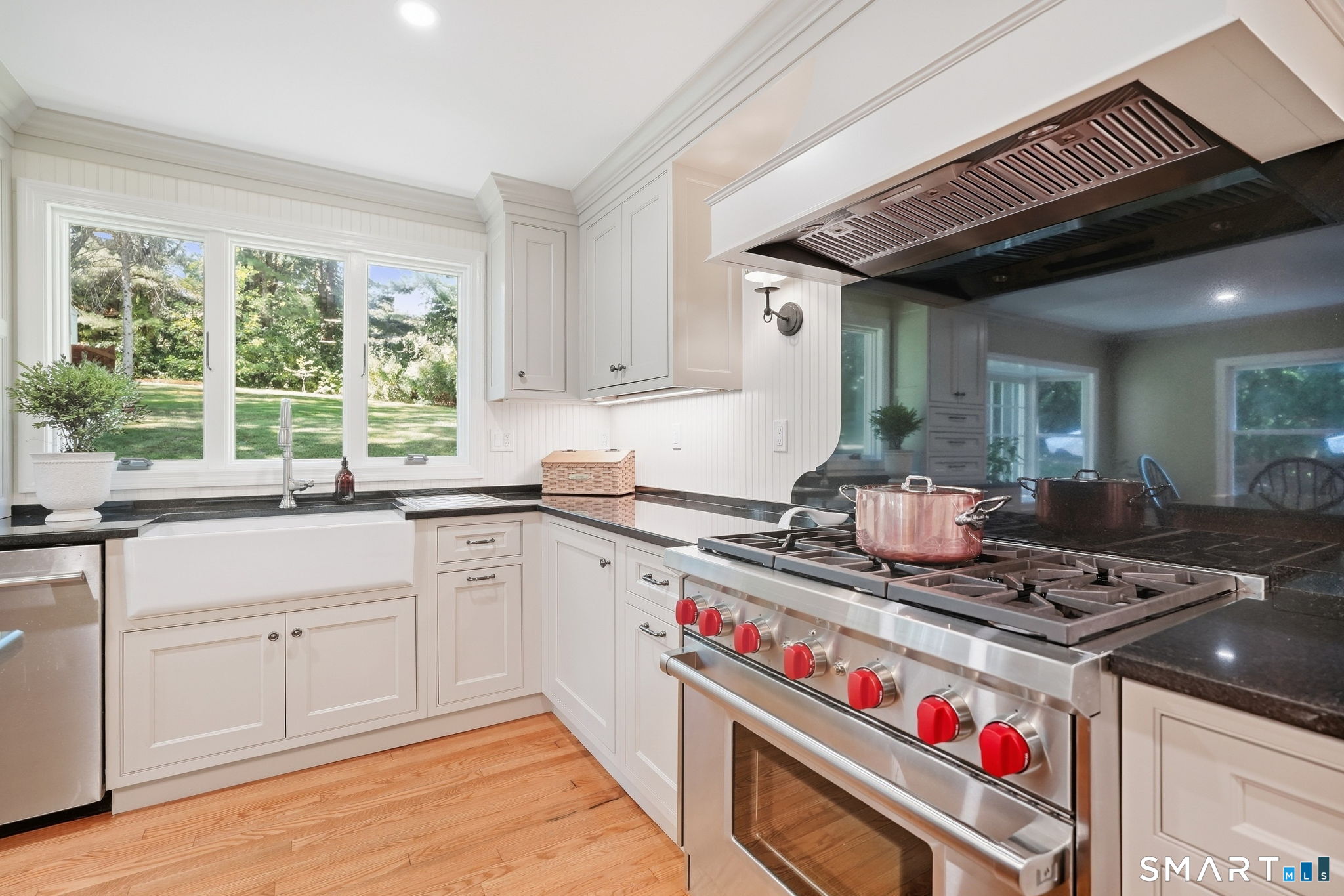 5 Dominique Lane Simsbury CT 06070
