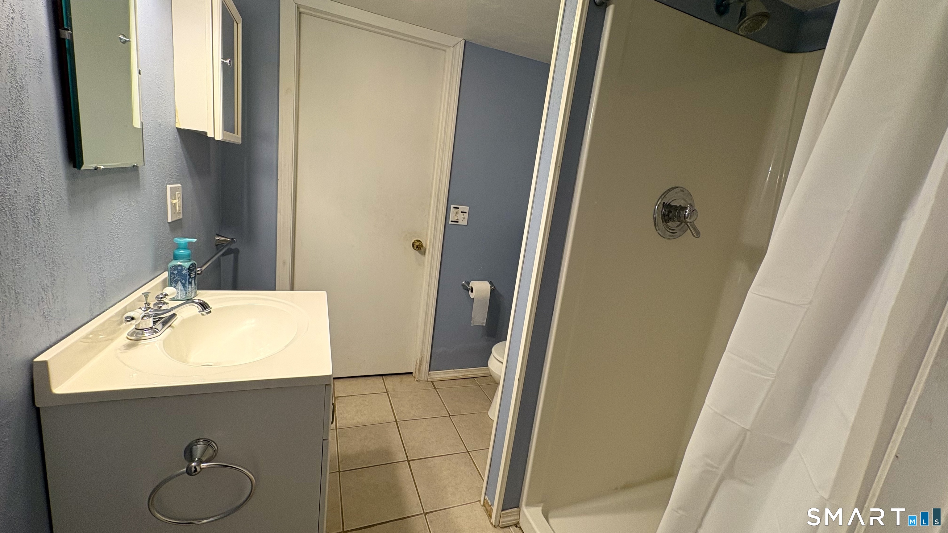 37 Indian Run Enfield CT 06082