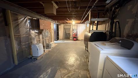 37 Indian Run Enfield CT 06082