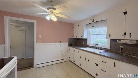 37 Indian Run Enfield CT 06082