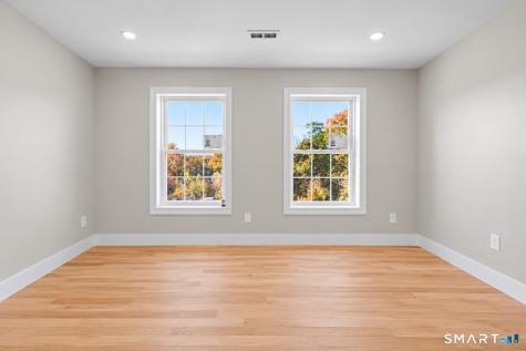 156 Corbin Ridge Bristol CT 06010