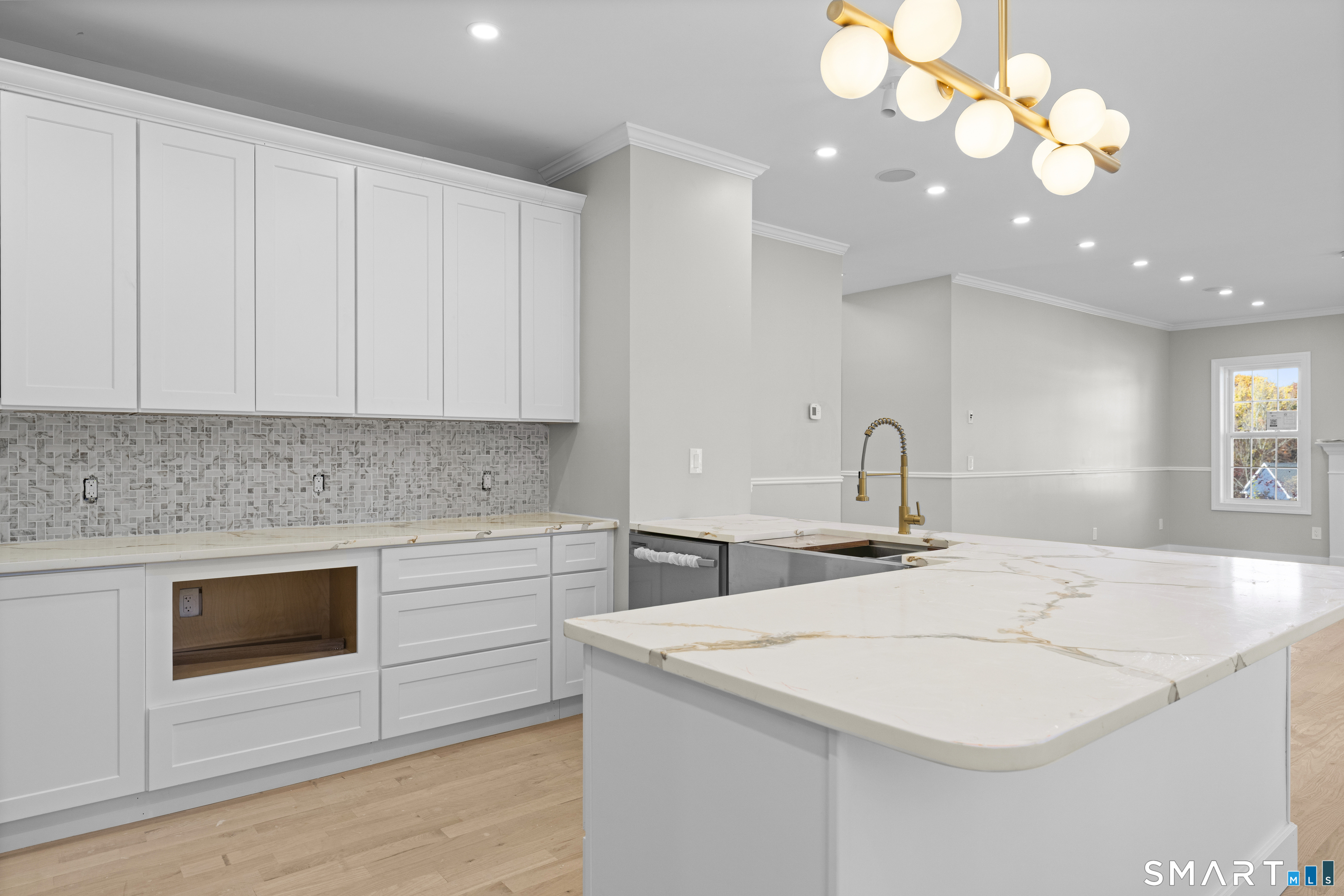 156 Corbin Ridge Bristol CT 06010
