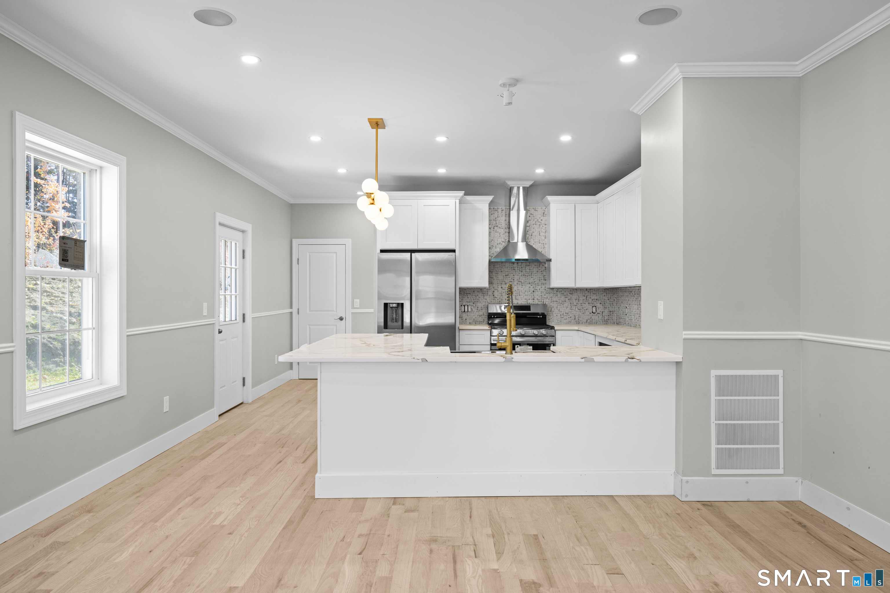 156 Corbin Ridge Bristol CT 06010