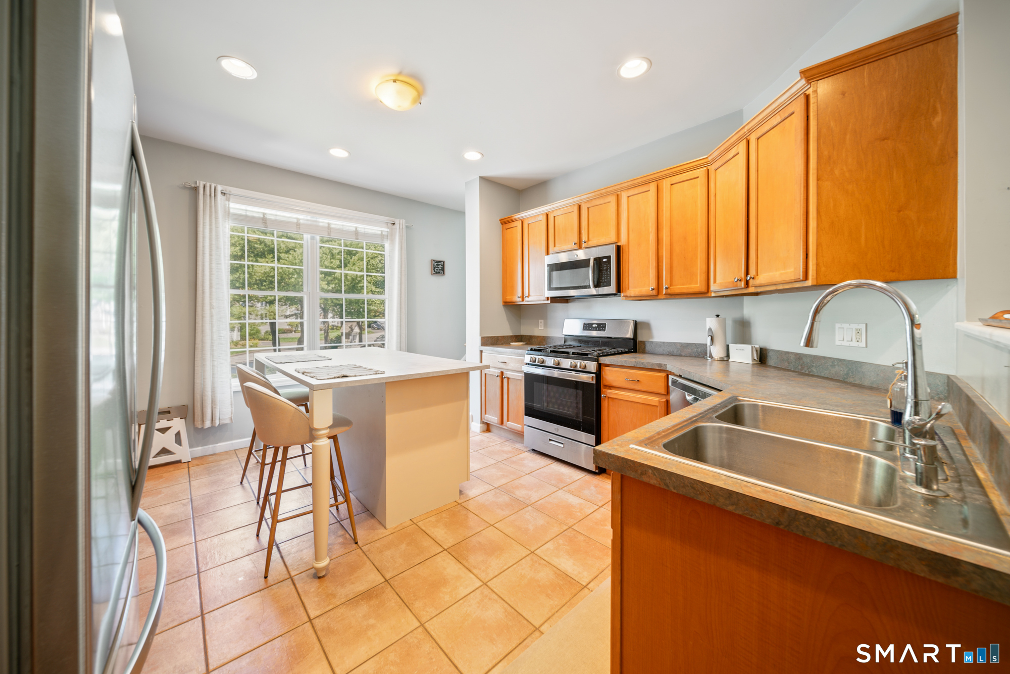 2 Minuteman Circle Southbury CT 06488