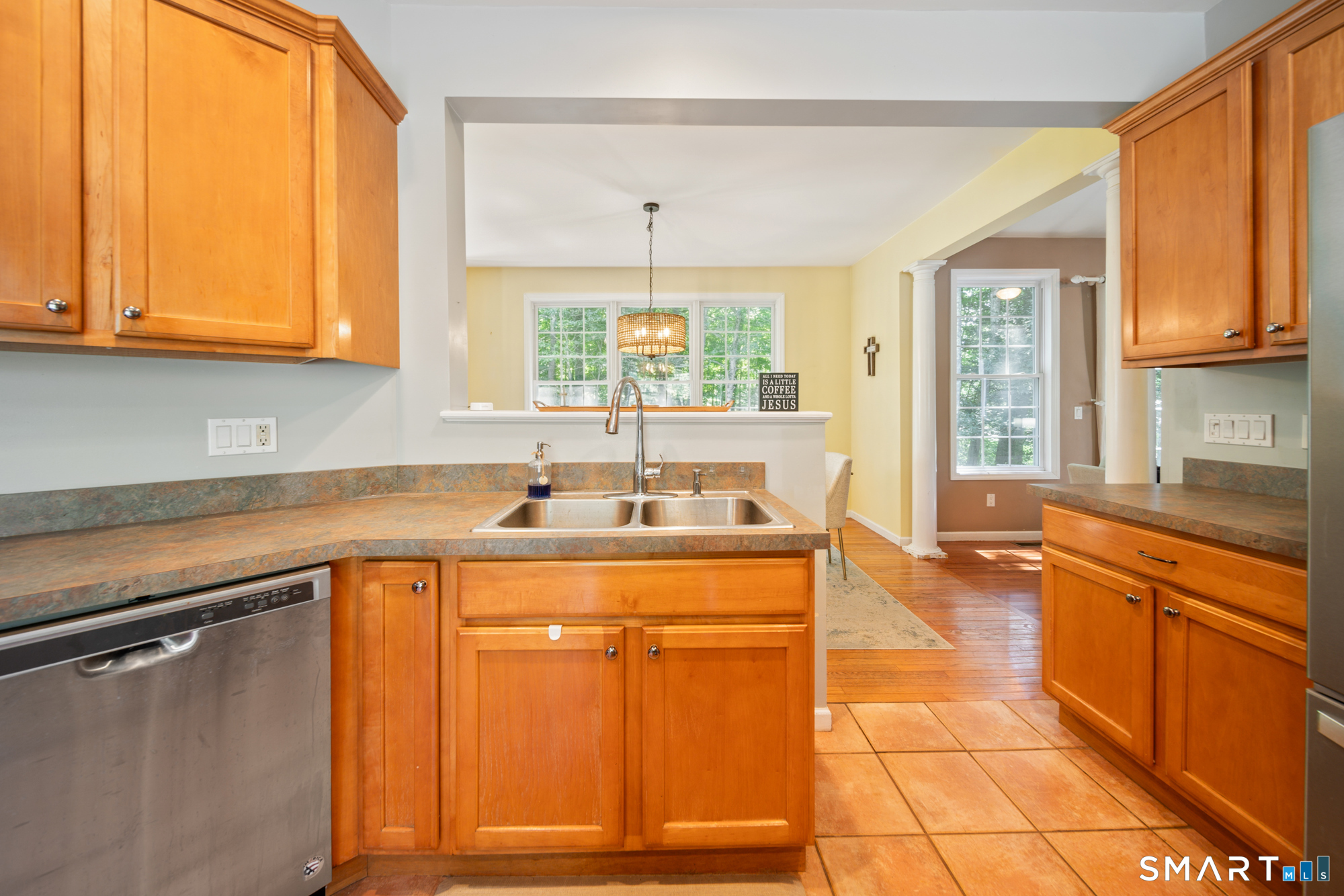 2 Minuteman Circle Southbury CT 06488