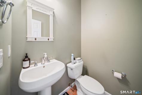 2 Minuteman Circle Southbury CT 06488