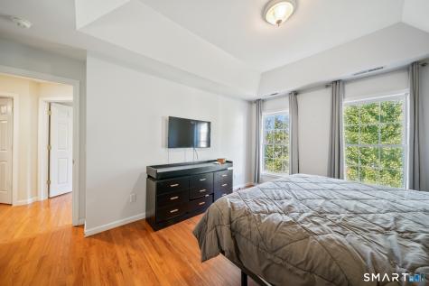 2 Minuteman Circle Southbury CT 06488