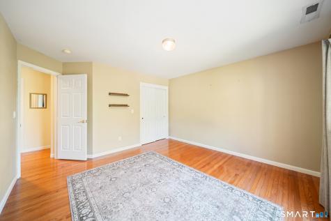 2 Minuteman Circle Southbury CT 06488