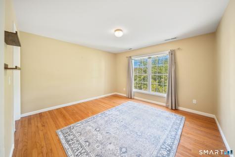 2 Minuteman Circle Southbury CT 06488