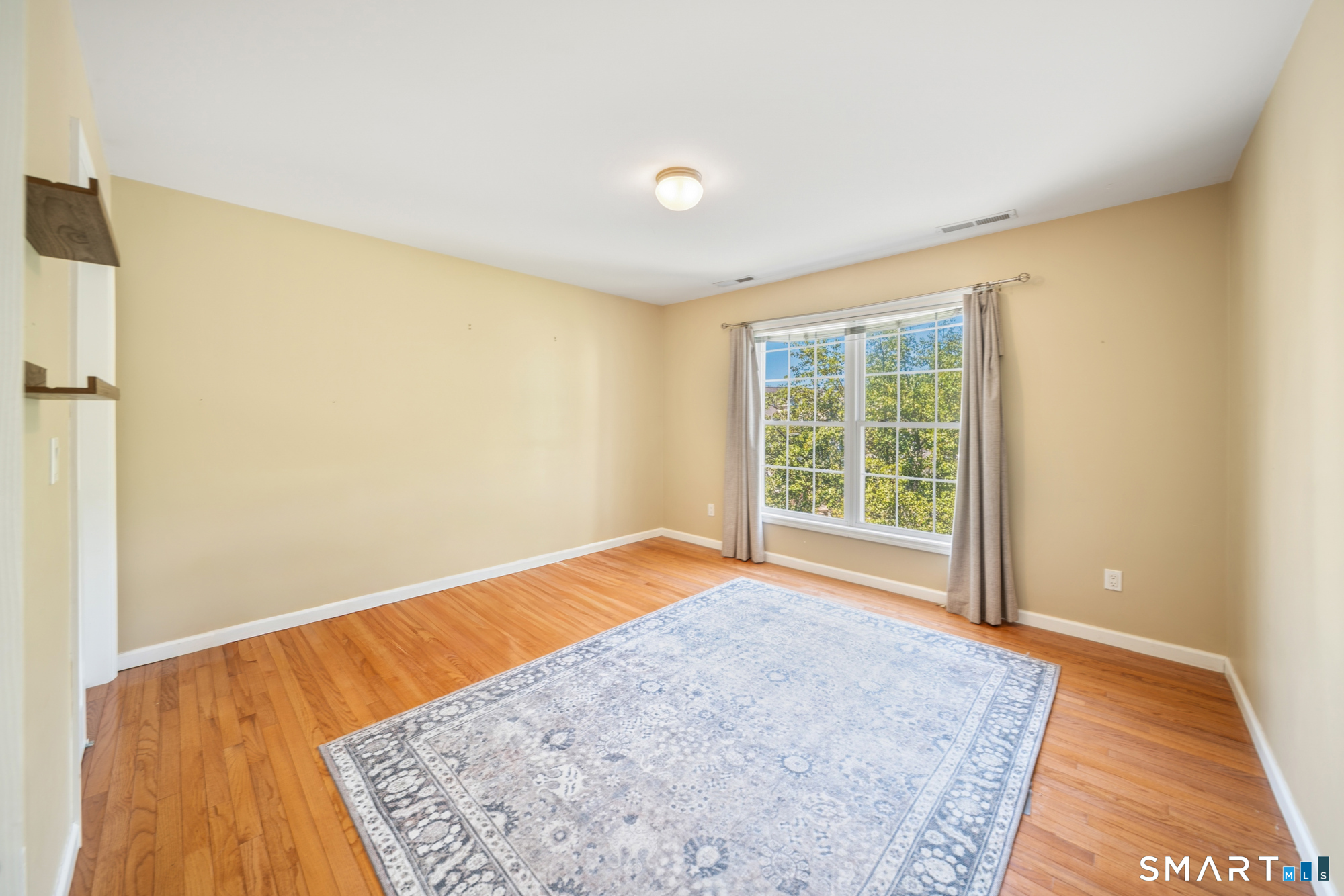 2 Minuteman Circle Southbury CT 06488