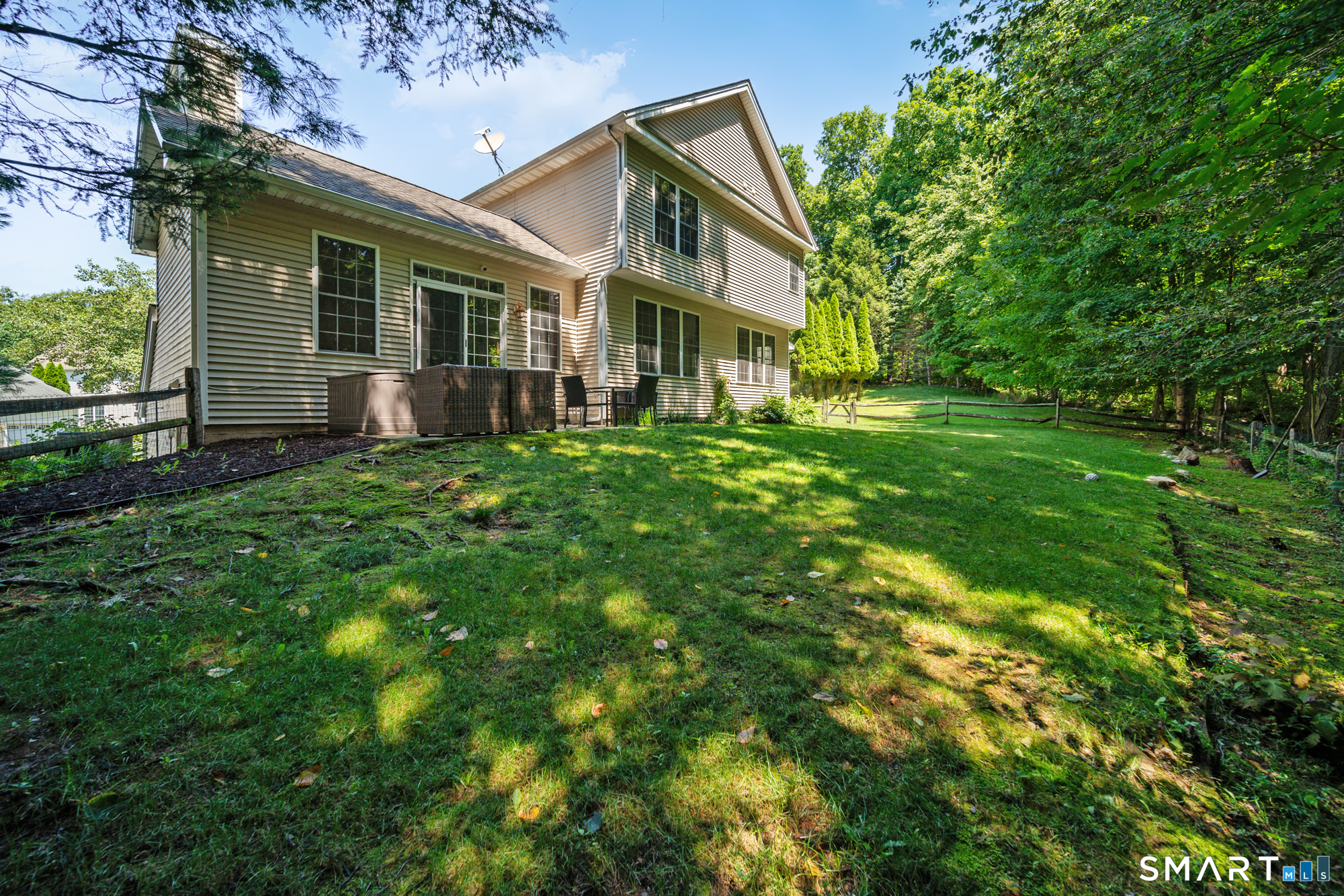 2 Minuteman Circle Southbury CT 06488