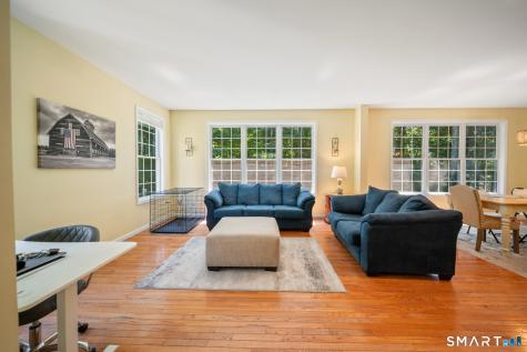 2 Minuteman Circle Southbury CT 06488