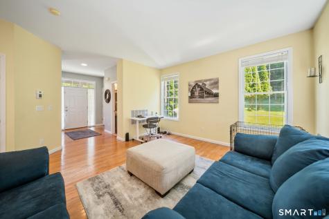 2 Minuteman Circle Southbury CT 06488