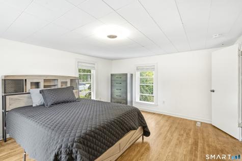 6 Beech Street Ansonia CT 06401