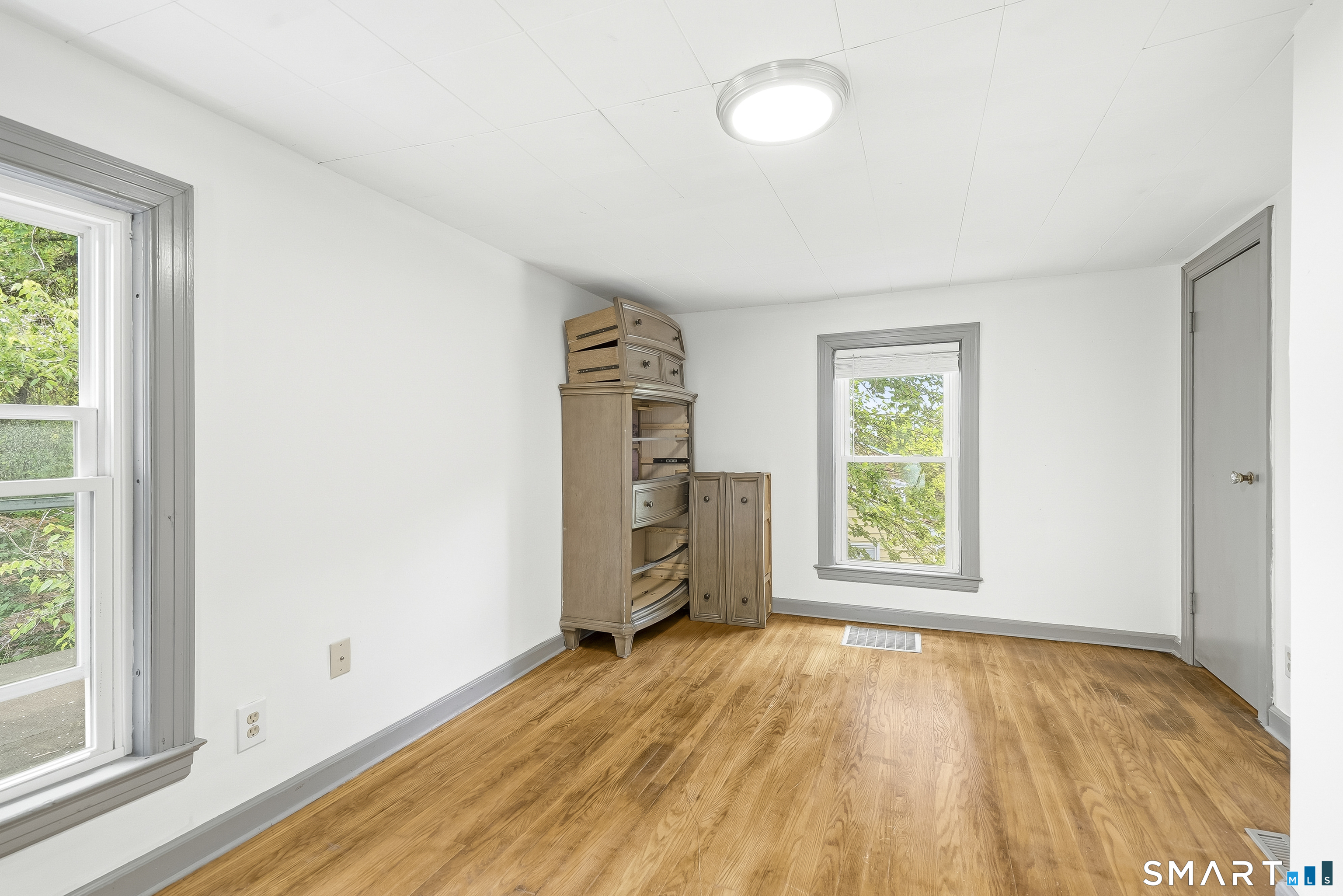6 Beech Street Ansonia CT 06401