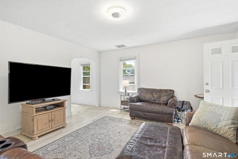 6 Beech Street Ansonia CT 06401