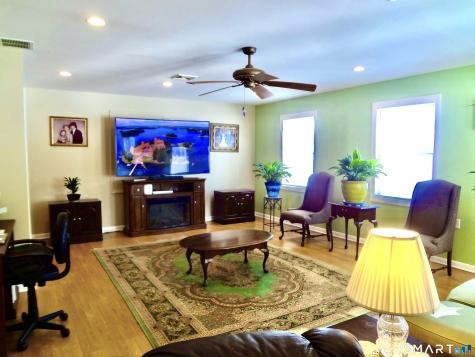 4 Beverly Drive Ansonia CT 06401