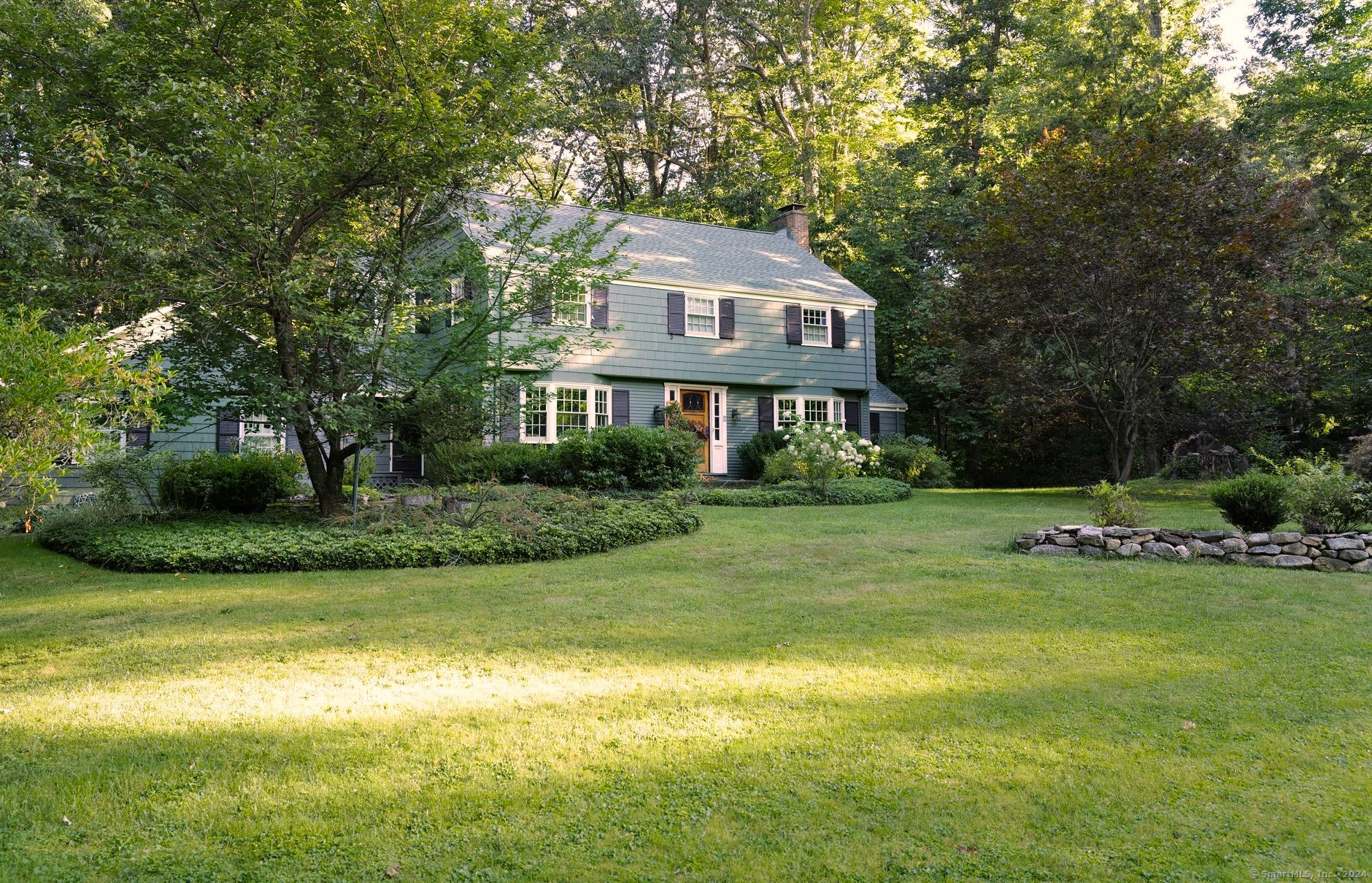7 Sunset Hill Road Simsbury CT 06070