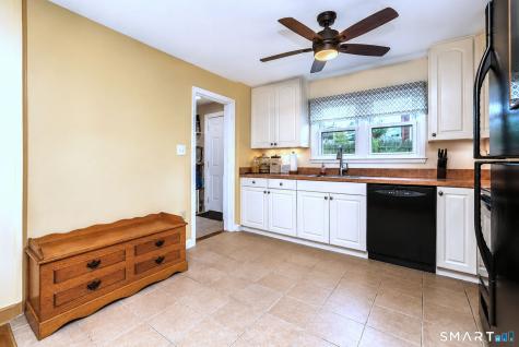 230 Highland Avenue West Haven CT 06516