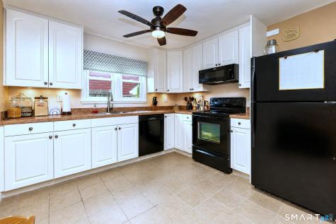 230 Highland Avenue West Haven CT 06516