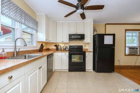 230 Highland Avenue West Haven CT 06516