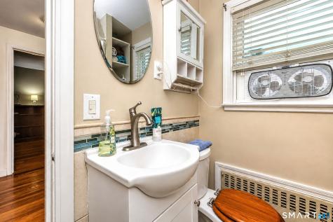 230 Highland Avenue West Haven CT 06516