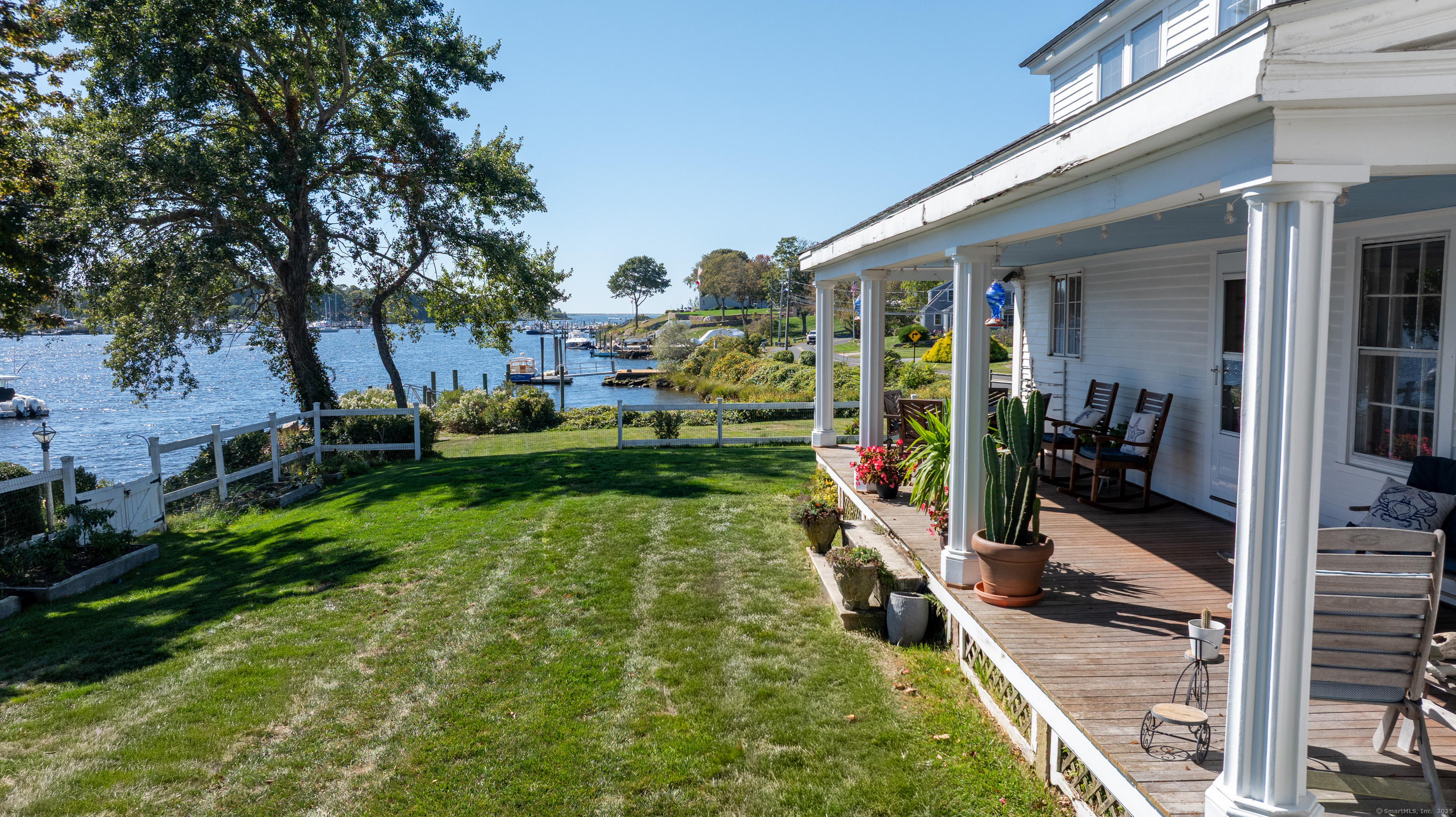 417 River Road Stonington CT 06379