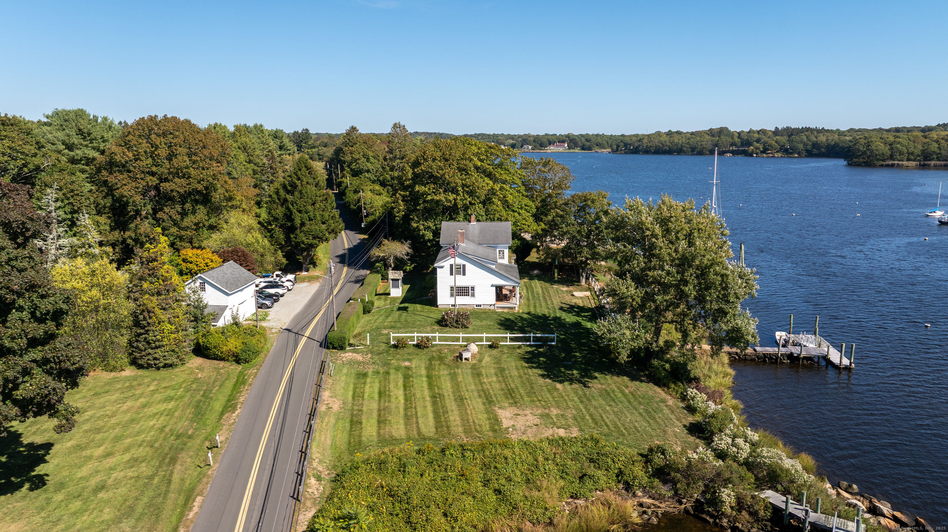 417 River Road Stonington CT 06379