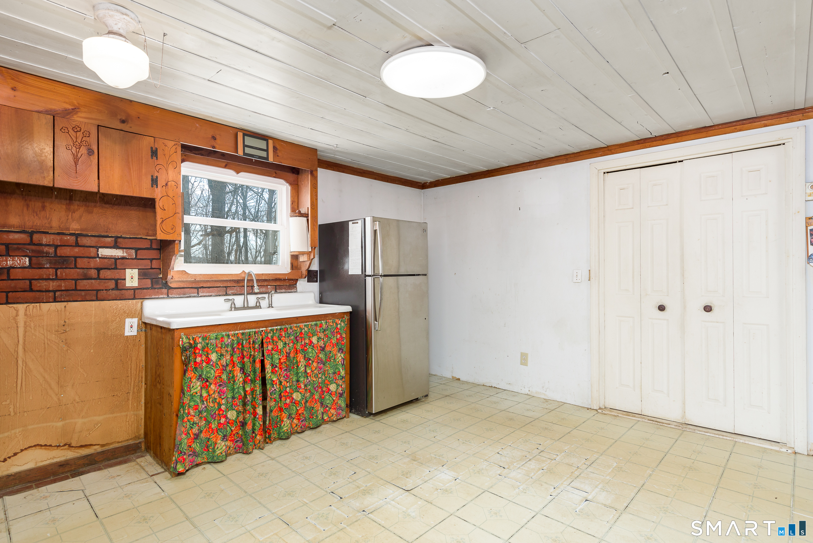 39 Paper Mill Road Hebron CT 06231