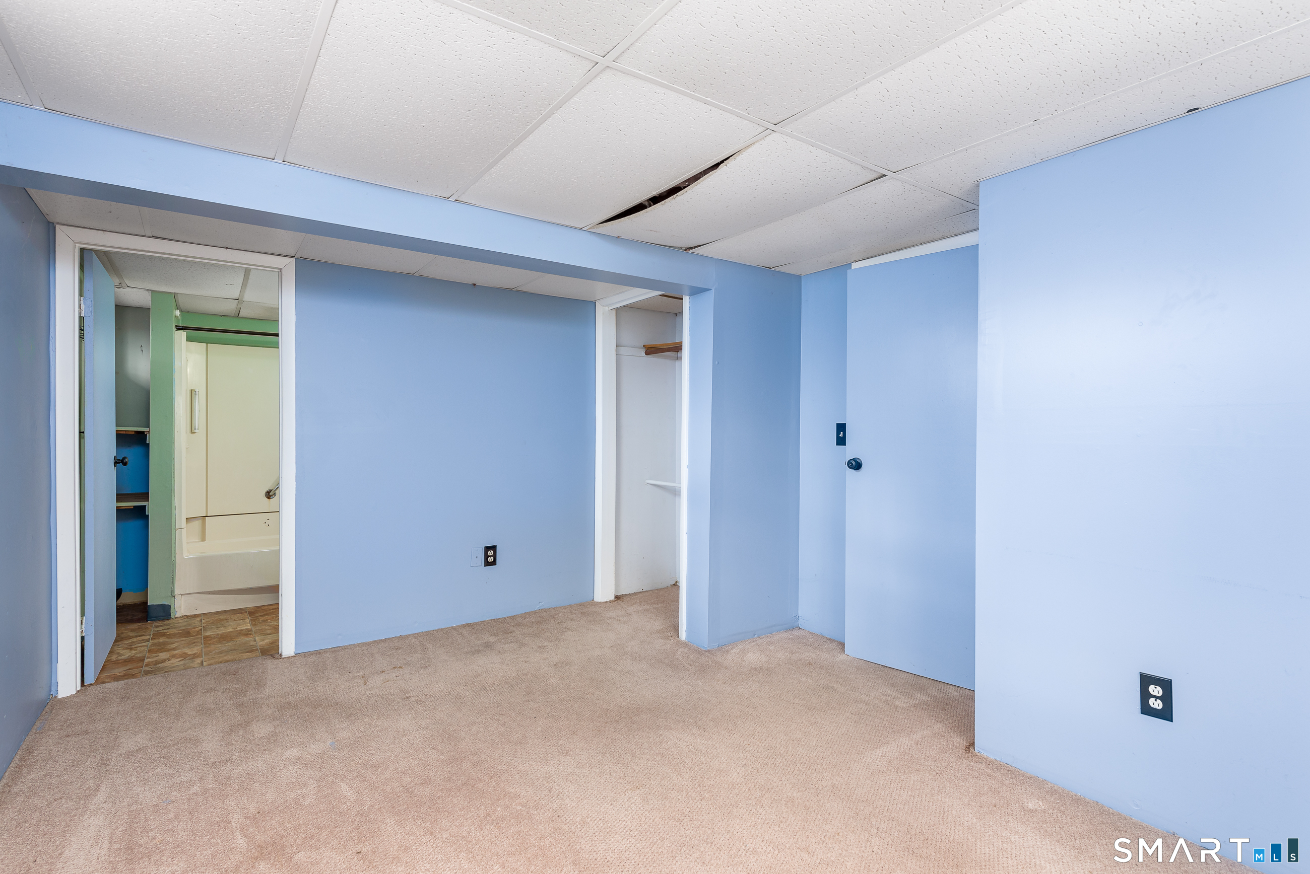 39 Paper Mill Road Hebron CT 06231