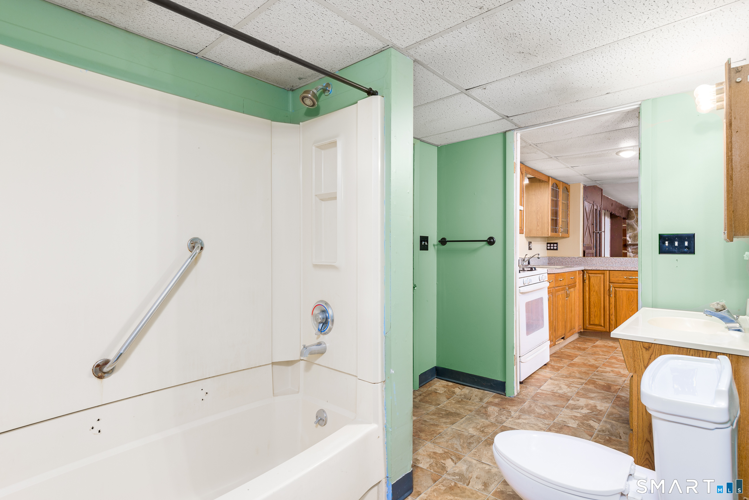 39 Paper Mill Road Hebron CT 06231