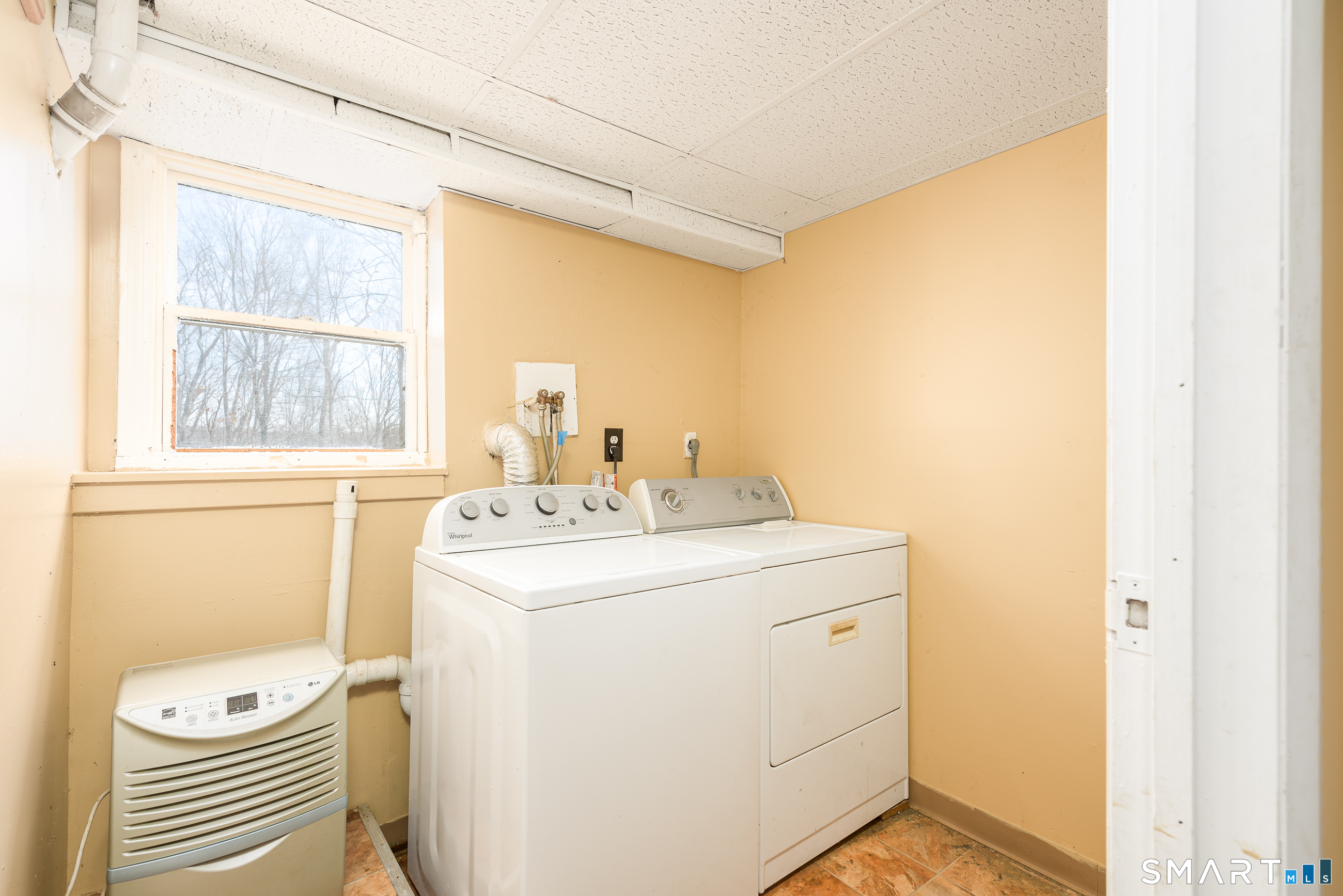 39 Paper Mill Road Hebron CT 06231