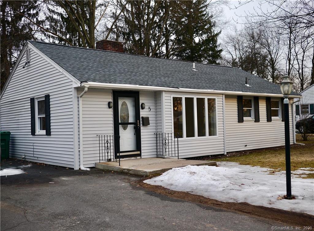 5 Kelsey Place Bloomfield CT 06002
