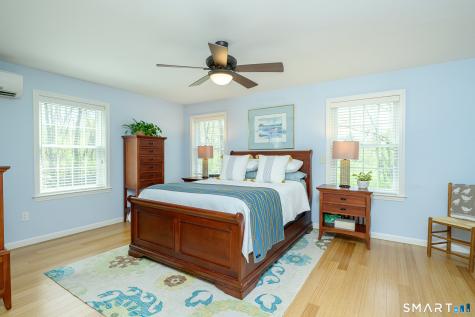 10 Heritage Road Putnam CT 06260