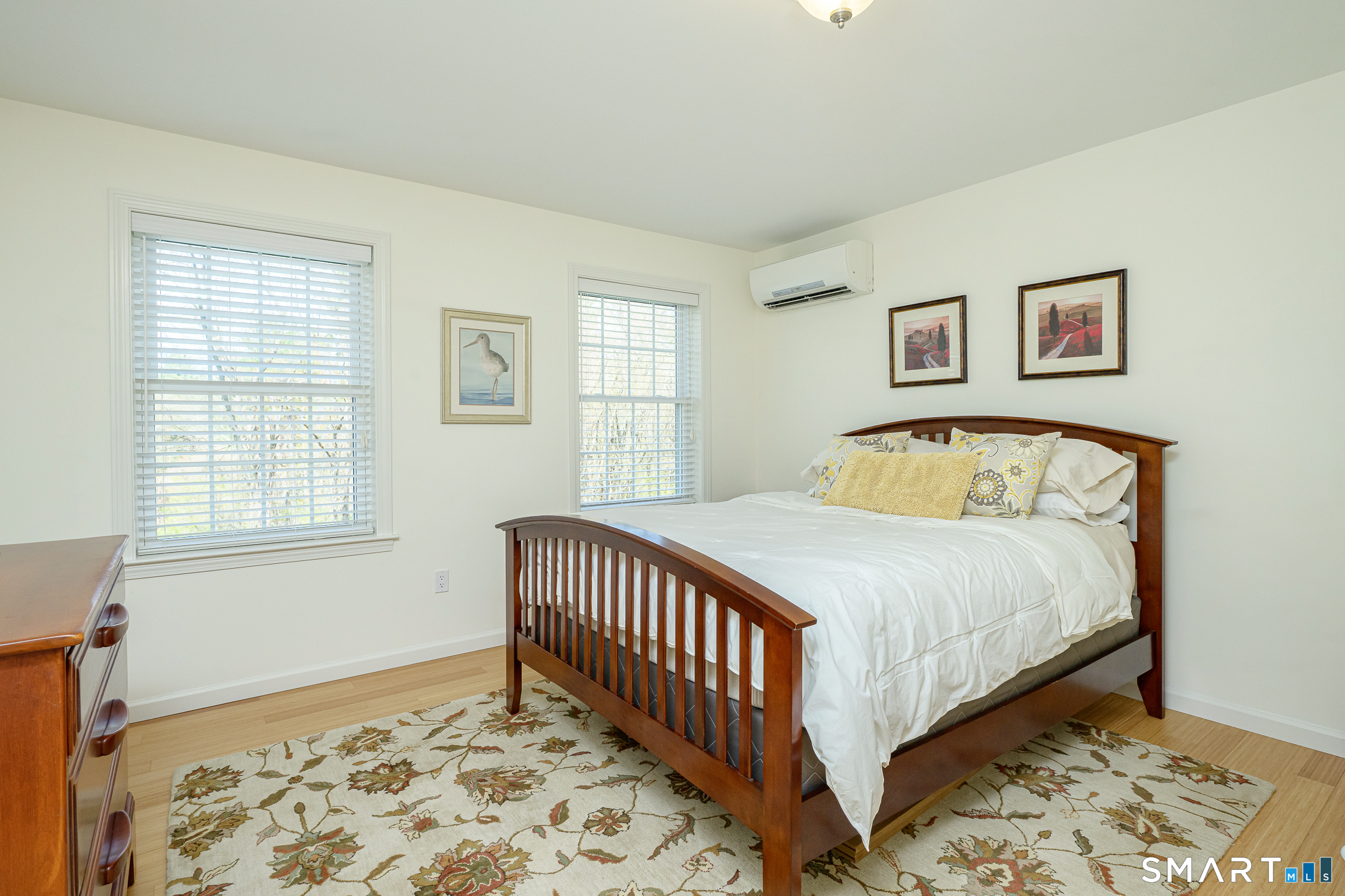 10 Heritage Road Putnam CT 06260